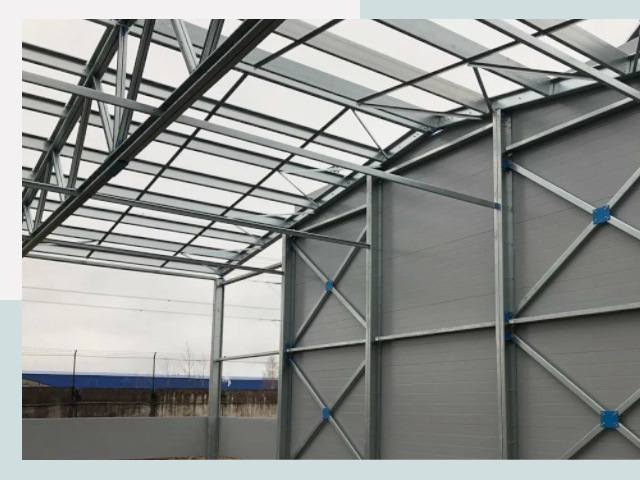 Каркасные ангары от СтальСтрой-Срч по цене от 620 руб.